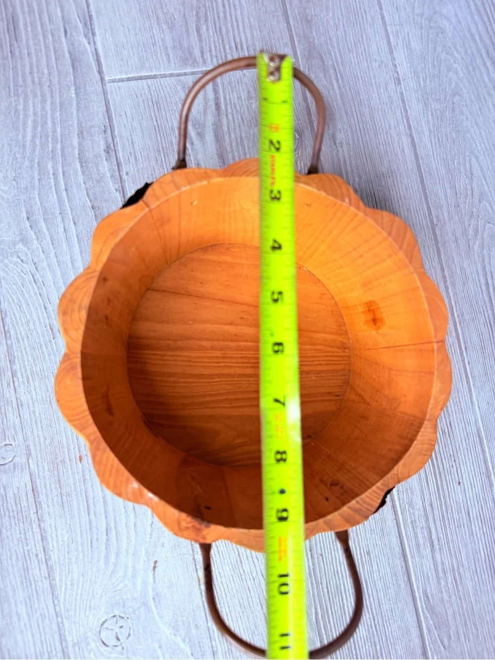 Pier 1 Wooden Pumpkin Bowl Basket Metal Handles Leaf Fall Design decoration